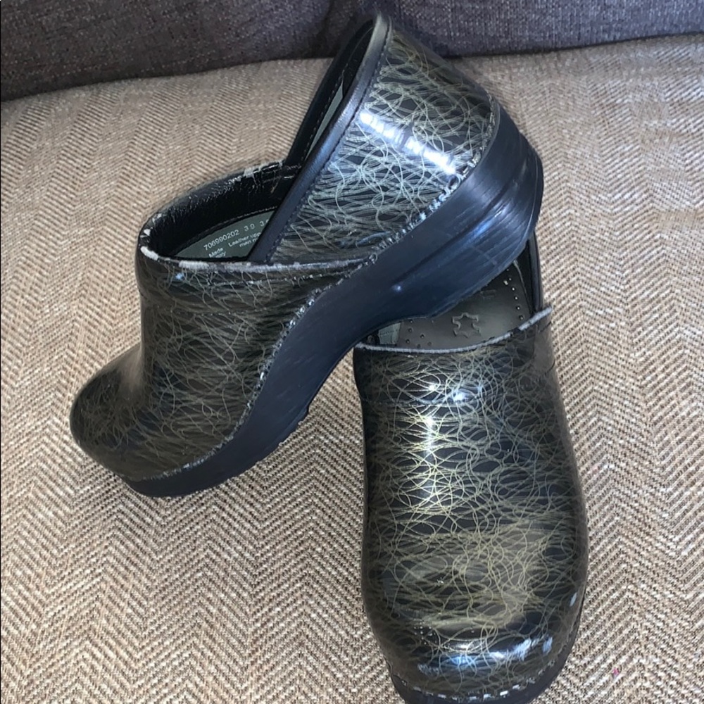 Euc Dansko Clogs Size 39. - image 2